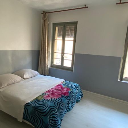 Hotel Normandy Dreux Εξωτερικό φωτογραφία